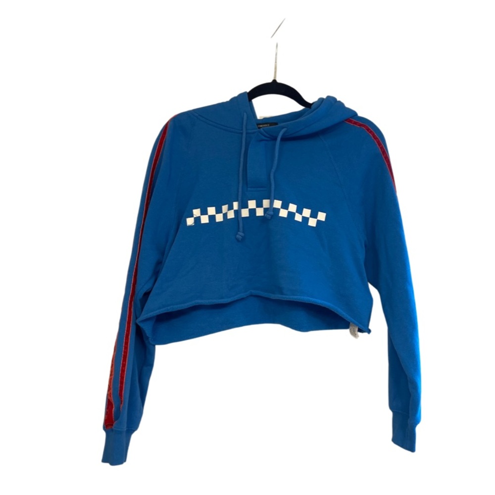 Half top hoodie